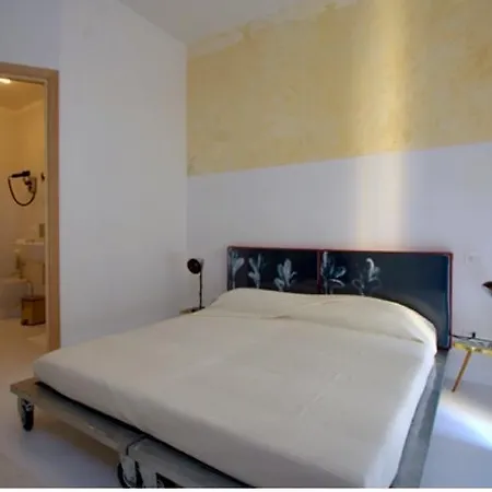 Affittacamere A Casa Di Penelope 2*